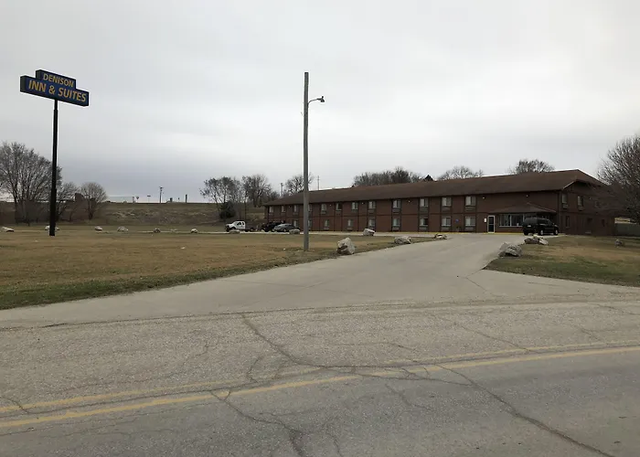 Denison Inn And Suites