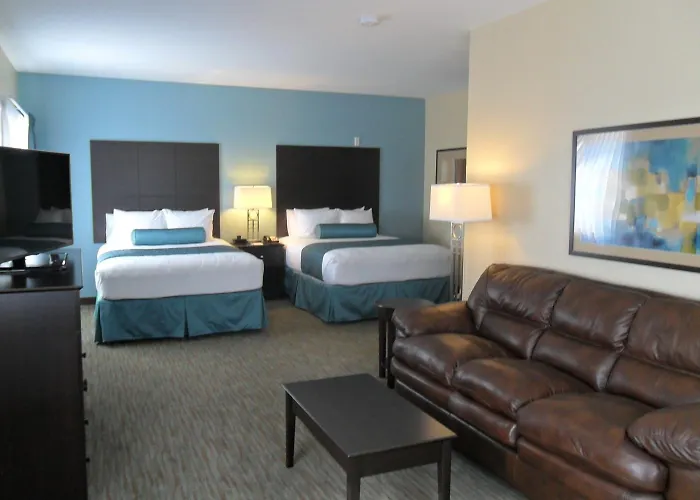 Cobblestone Inn & Suites - Fort Dodge